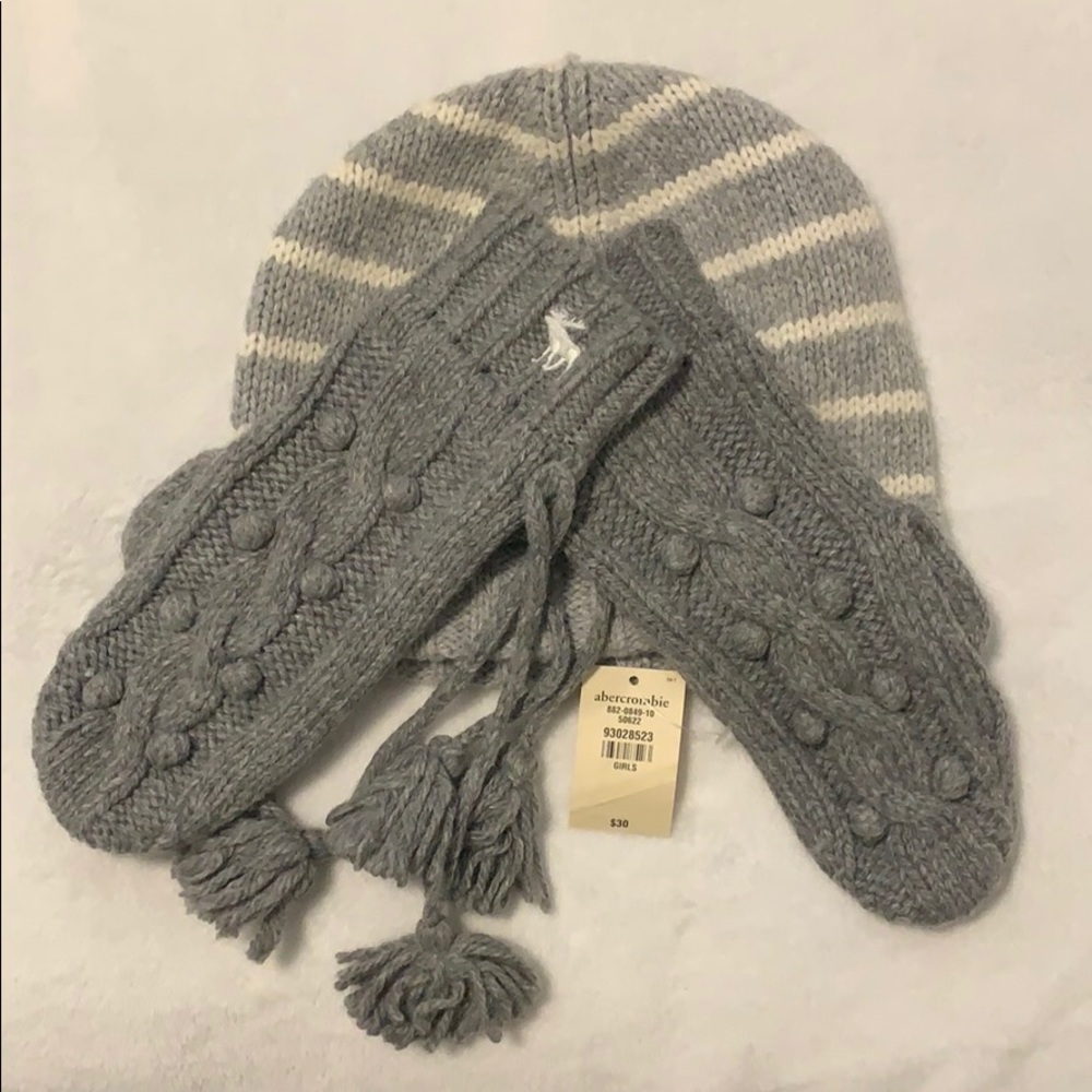 Mittens & beanie